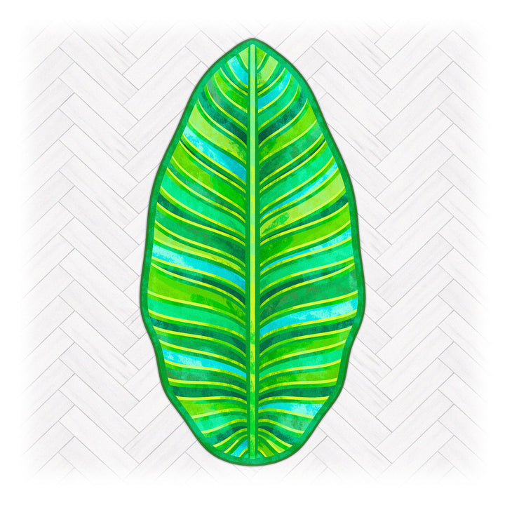 Superweicher Teppich im Design von Bine Brändle in Form eines Bananenblatts mit Motiv in verschiedenen Grüntönen, tropisch und modern gestaltet.