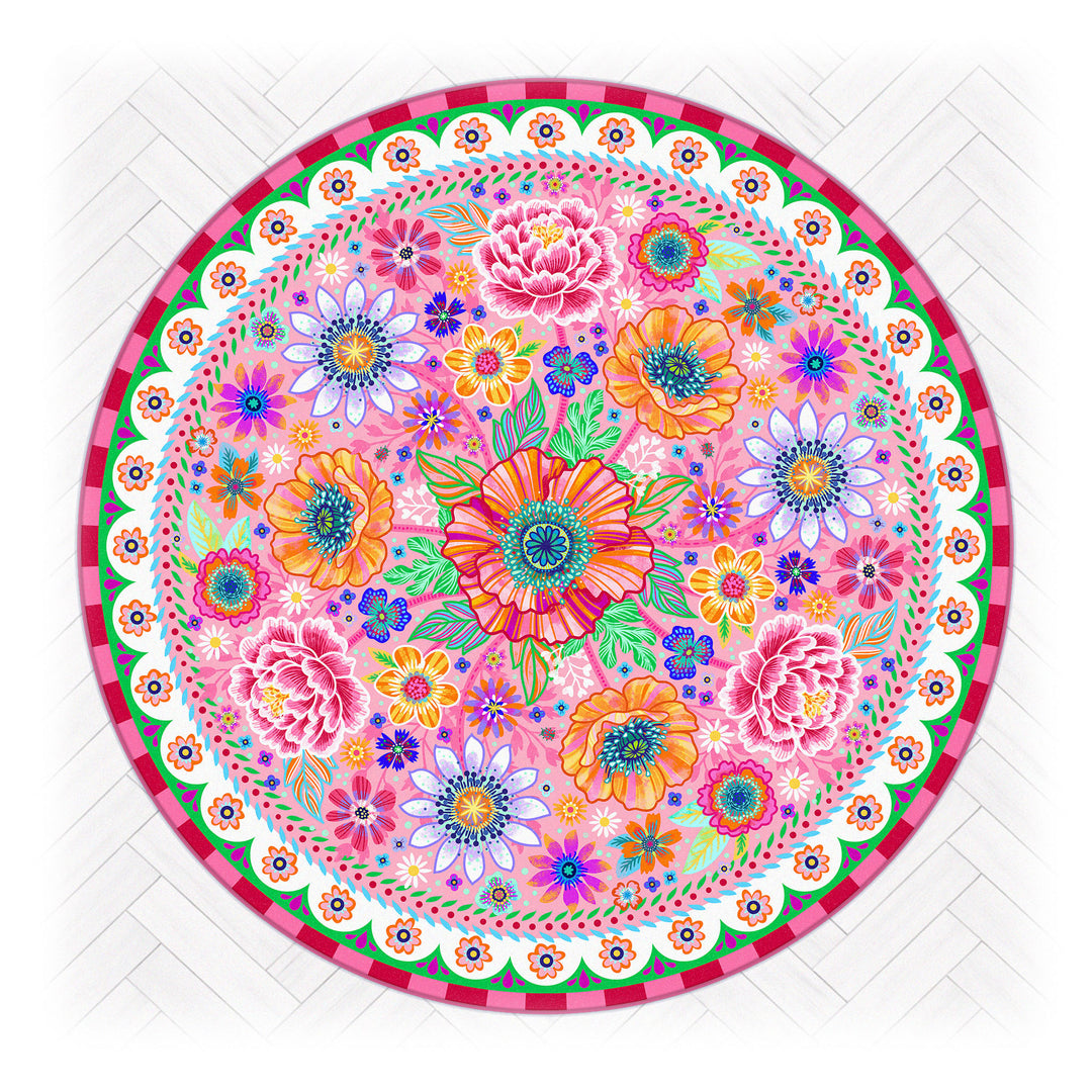 Superweicher runder Teppich im Design von Bine Brändle mit dem Motiv Blumenmeer in Rosa, verspielt und harmonisch gestaltet.