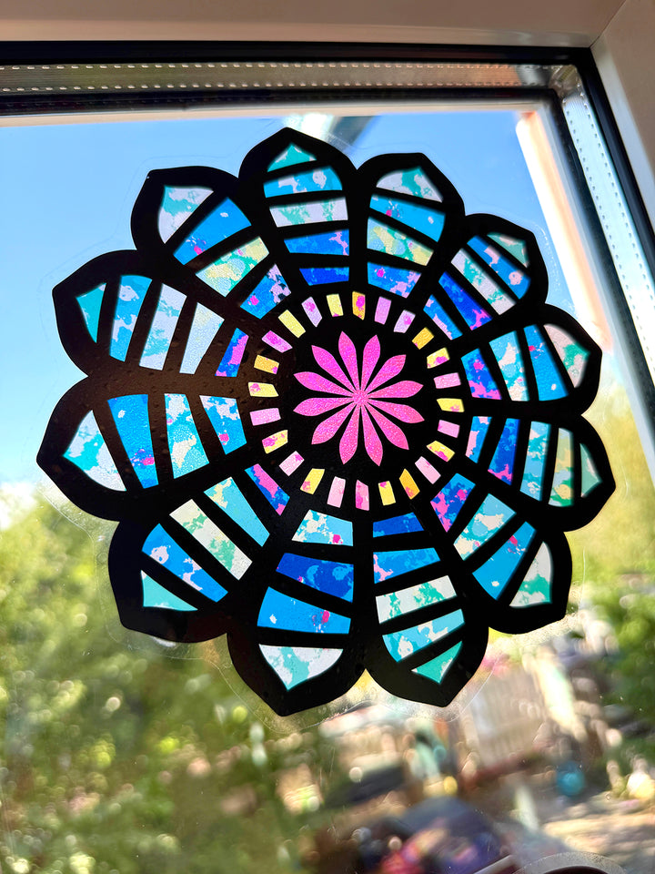 14 große, bunte Blumen aus Fensterfolie – DESDA Verlag GmbH