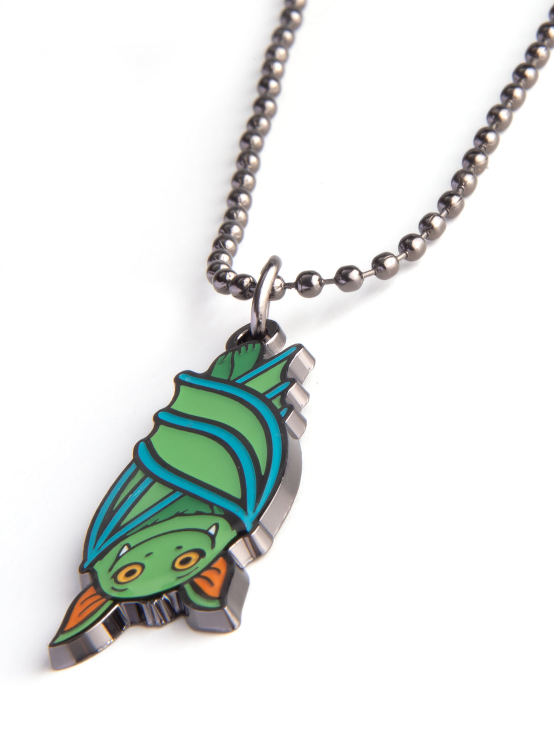 Halskette Fledermaus hängend