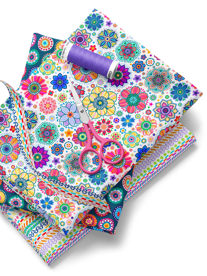 Patchwork Nähte weiß-bunt – Stoff